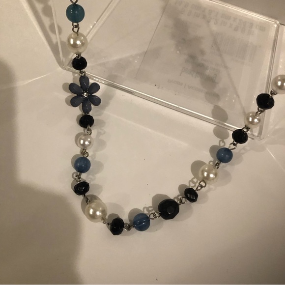 3/$20 Northern Reflections Long Necklace NWT - Picture 4 of 10